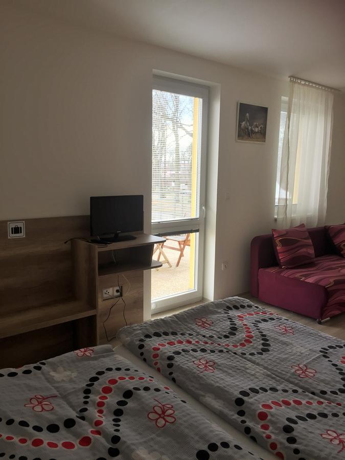 Promenad Apartmany Veľký Meder المظهر الخارجي الصورة